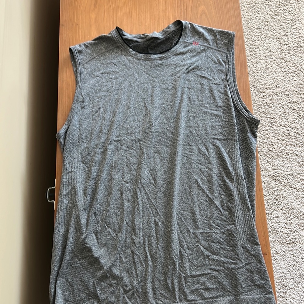 Lululemon Metal Vent Tech Sleeveless Shirt - XL